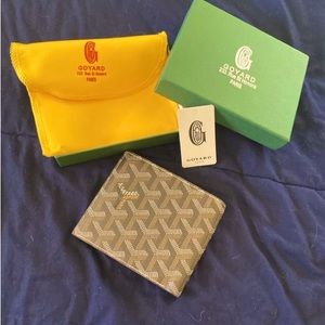 Goyard Wallet (send offers!)